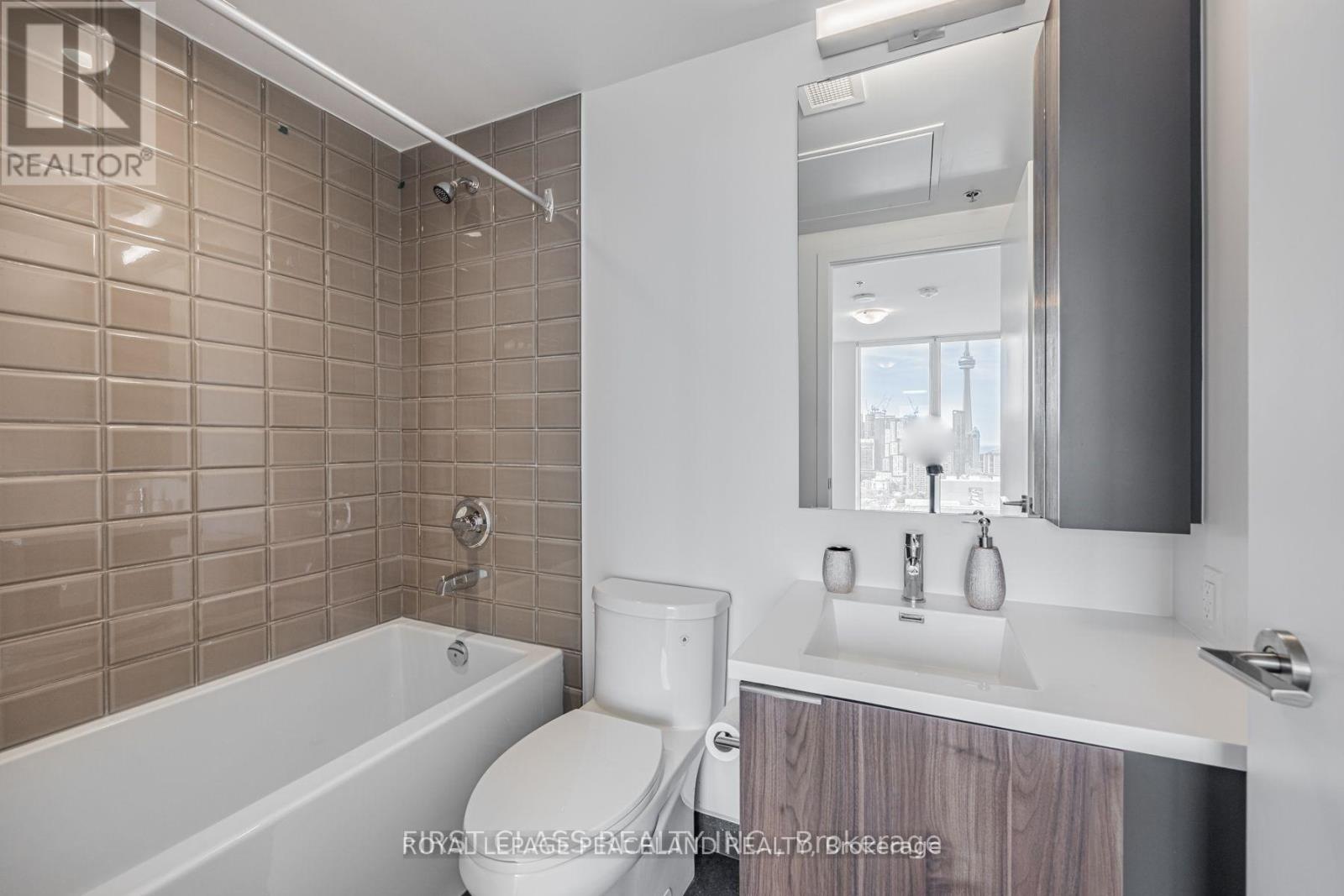 1608 - 203 College Street, Toronto, Ontario  M5T 1P9 - Photo 9 - C13588816