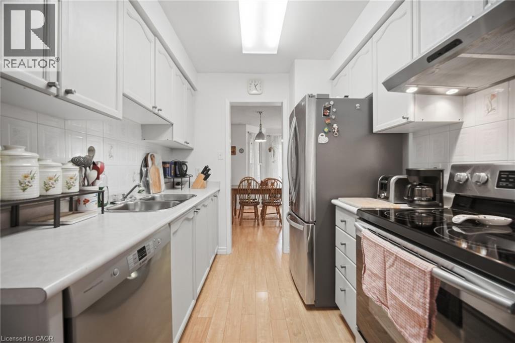2935 Headon Forest Drive Unit# 17, Halton, Ontario  L7M 3Z7 - Photo 15 - 40849060