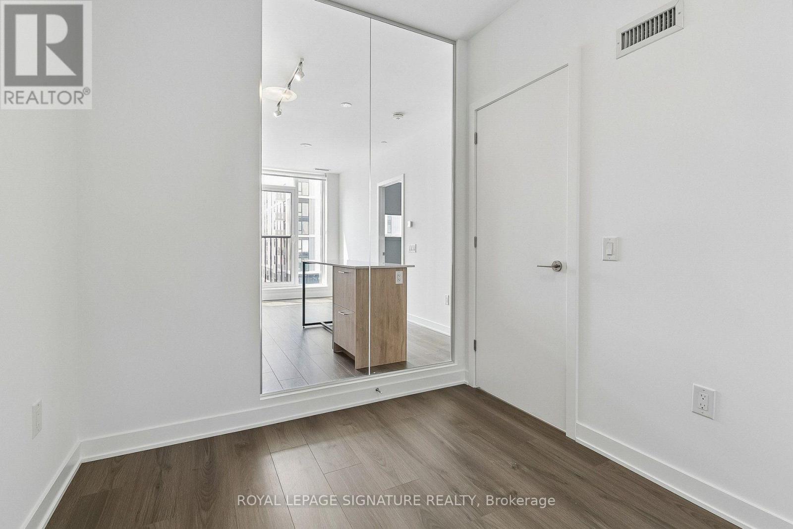 1014 - 30 Dreamers Way, Toronto, Ontario  M5A 0Z1 - Photo 30 - C13567328