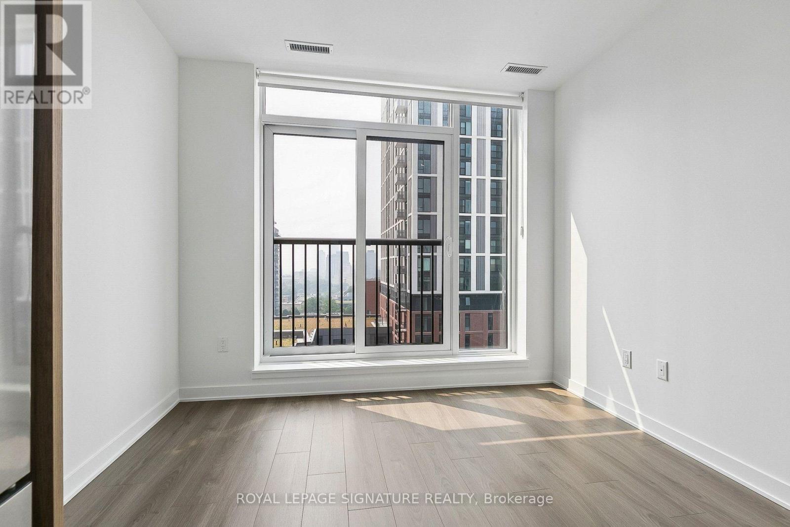 1014 - 30 Dreamers Way, Toronto, Ontario  M5A 0Z1 - Photo 6 - C13567328