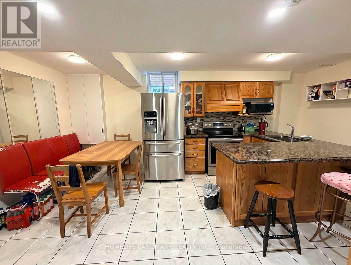 2587 Credit Valley Road, Mississauga, Ontario L5M 4K7 - Photo 1 - W13526888