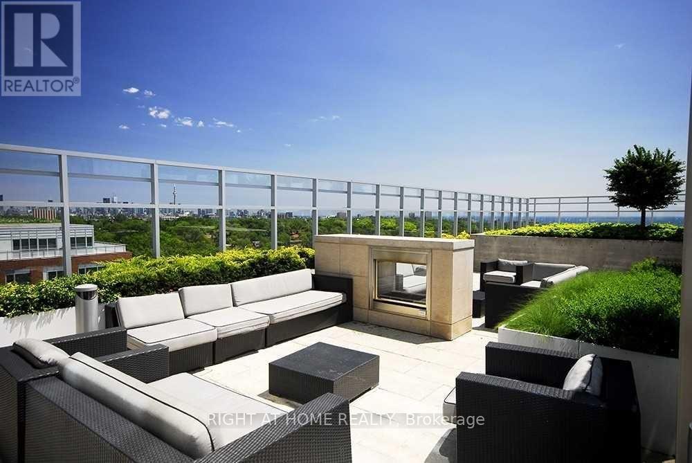 907 - 1830 Bloor Street, Toronto, Ontario  M6P 0A2 - Photo 16 - W13588824