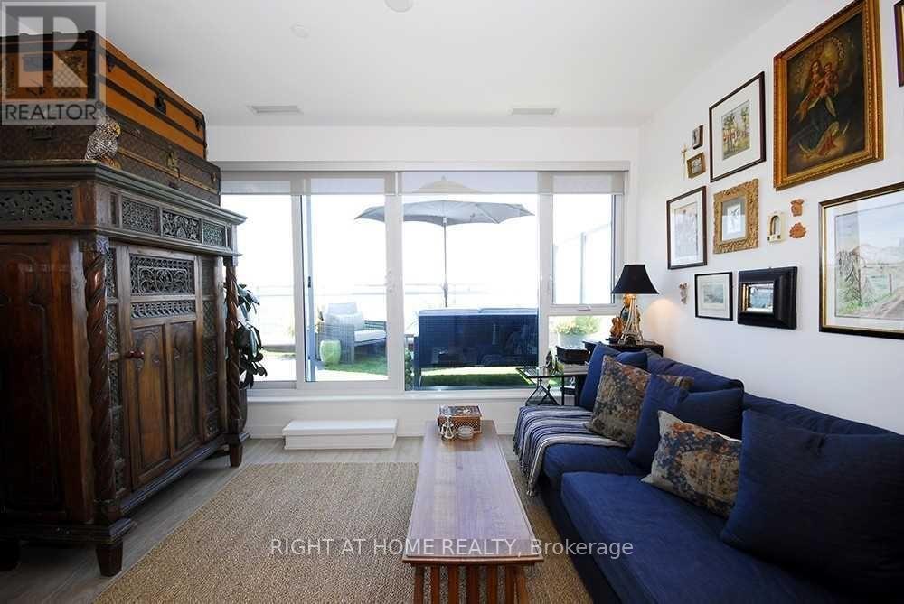 907 - 1830 Bloor Street, Toronto, Ontario  M6P 0A2 - Photo 2 - W13588824