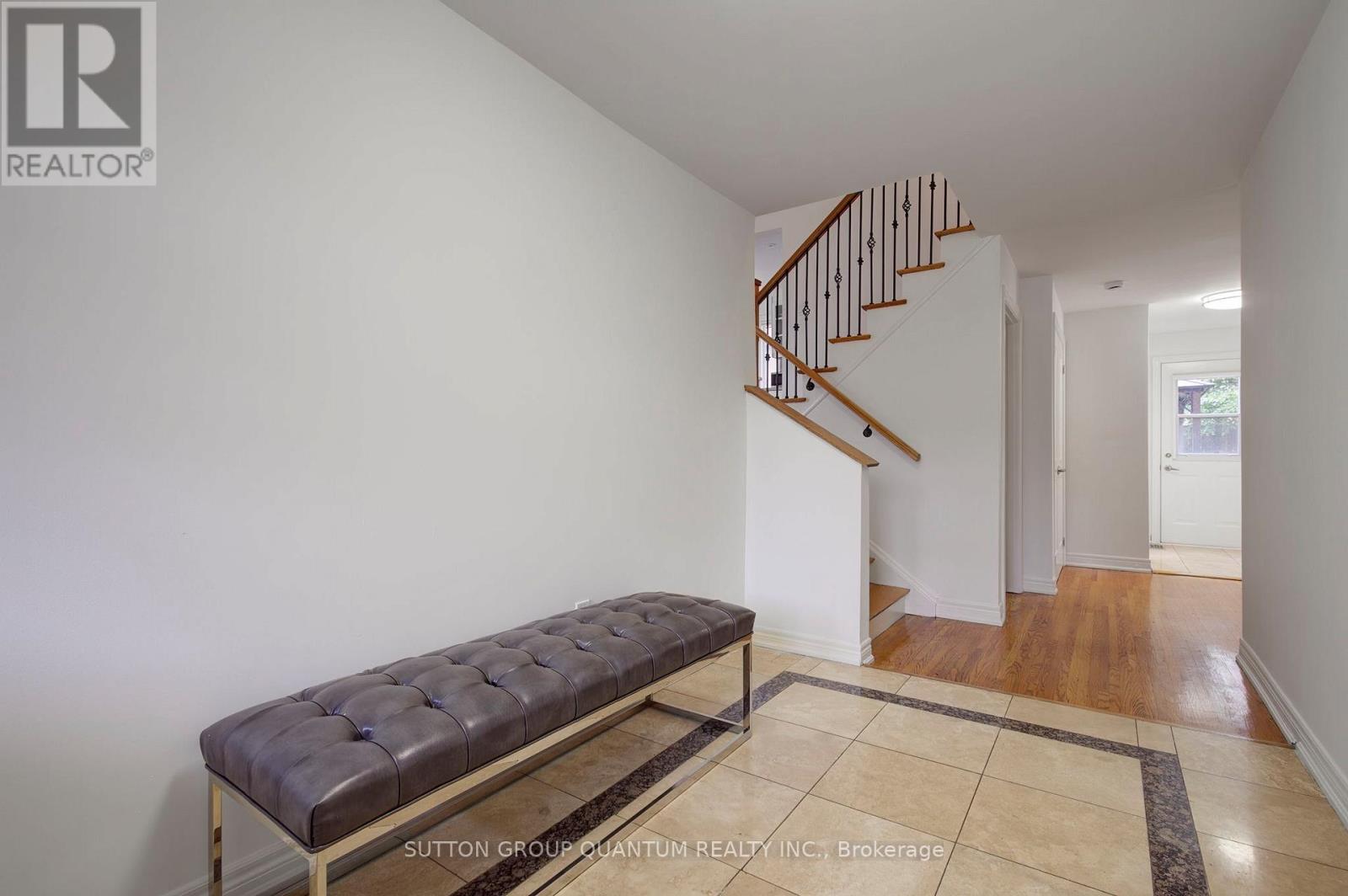 3456 Riverspray Crescent, Mississauga, Ontario  L4Y 3M7 - Photo 7 - W13588836