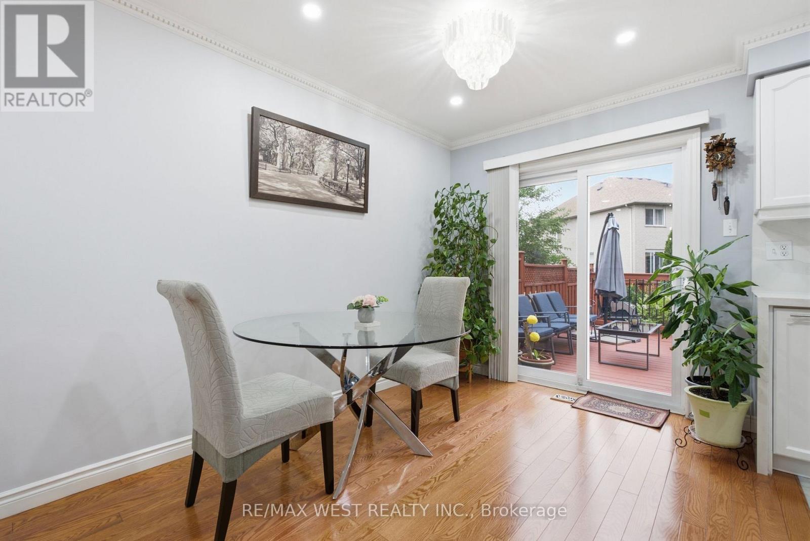 34 Wycombe Rd Road, Toronto, Ontario  M3M 2W7 - Photo 14 - W13588866
