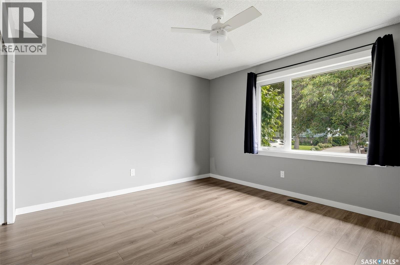 214 Church Drive, Regina, Saskatchewan  S4X 1M1 - Photo 13 - SK043229