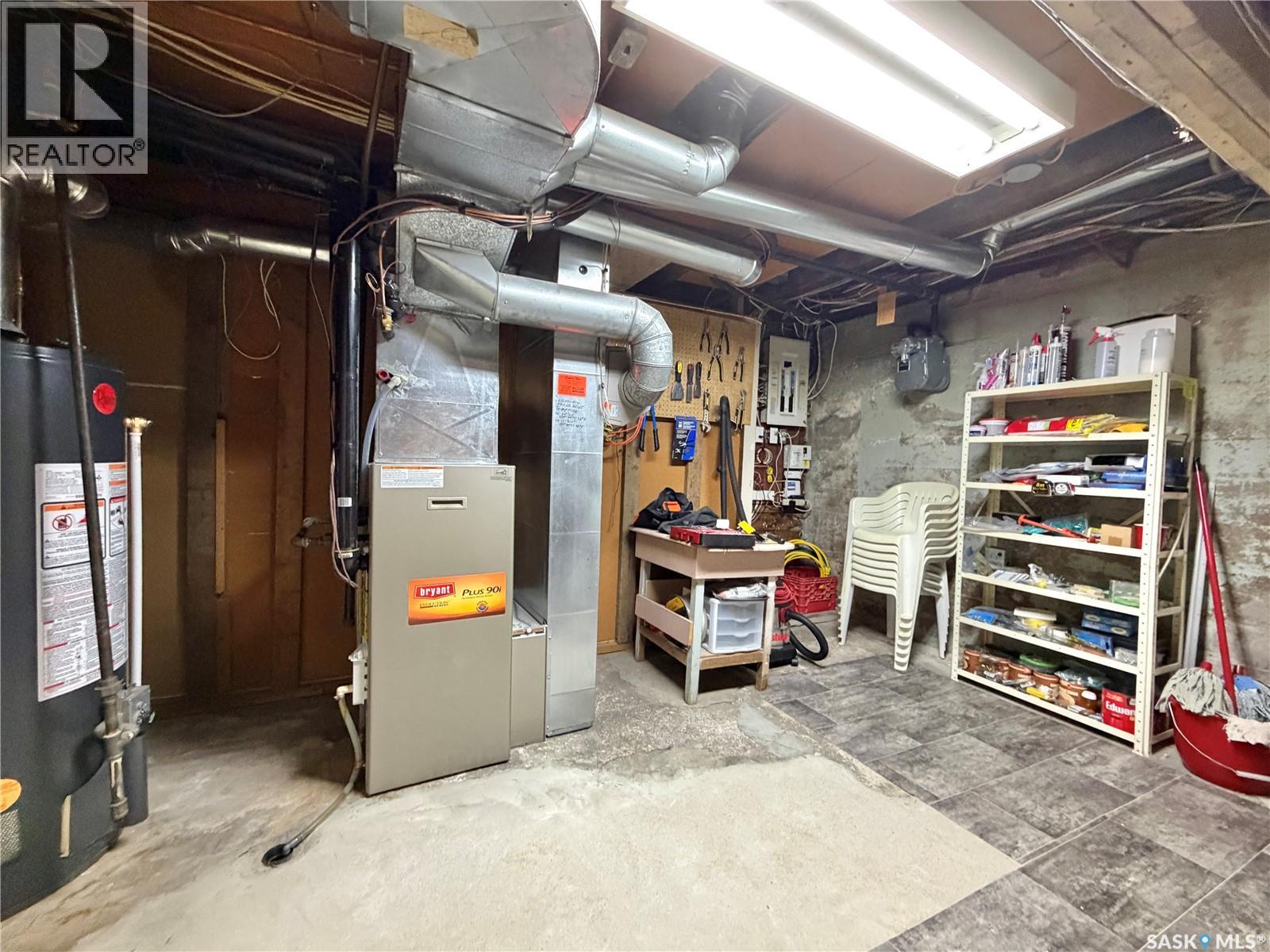 1305 2nd Street, Estevan, Saskatchewan  S4A 0M3 - Photo 33 - SK043206
