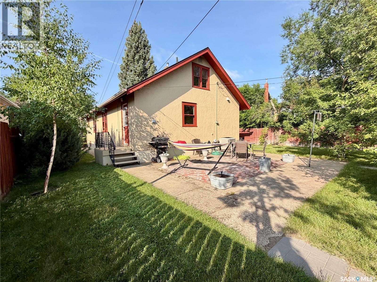 1305 2nd Street, Estevan, Saskatchewan  S4A 0M3 - Photo 37 - SK043206