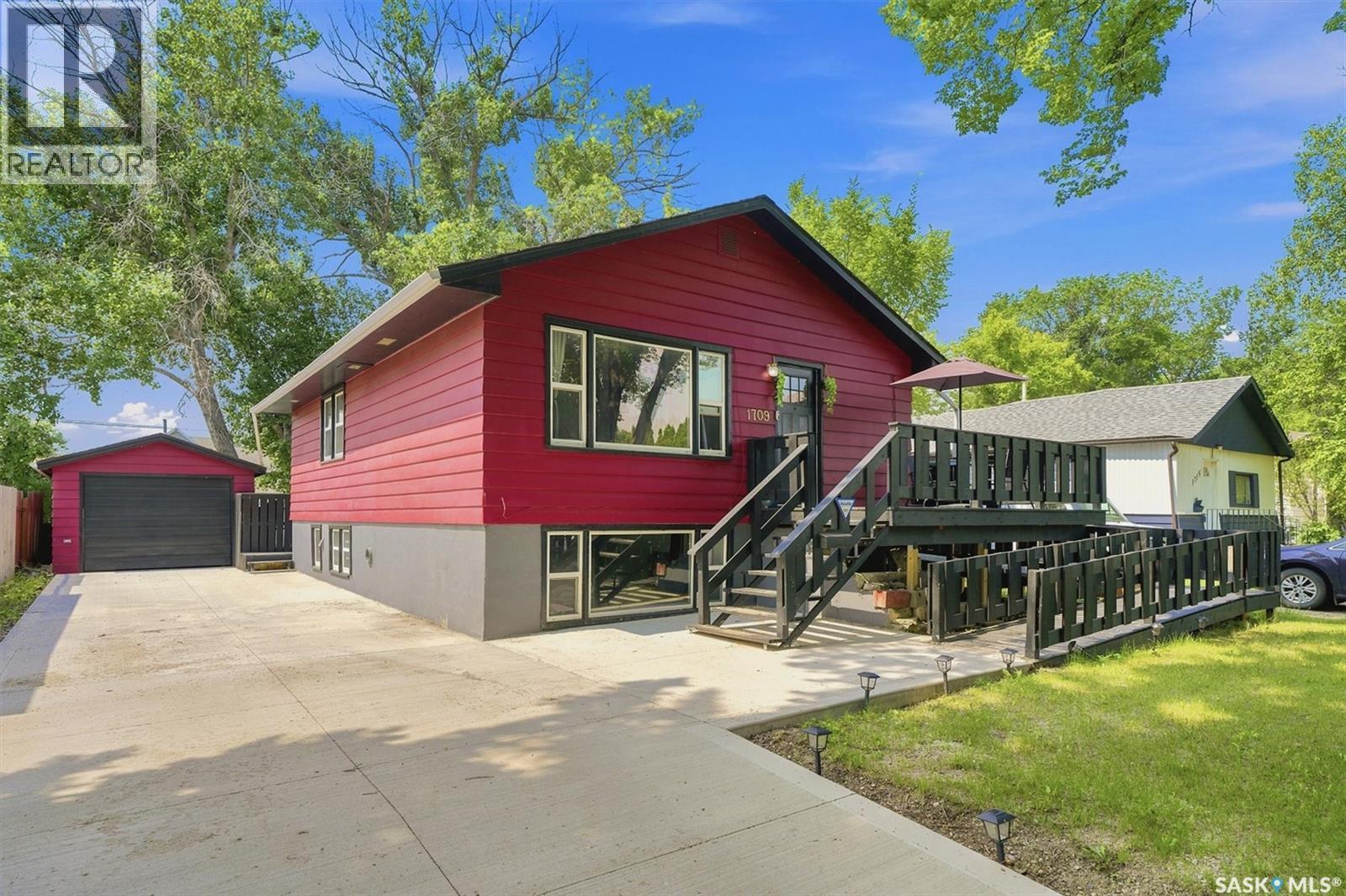 1709 2nd Avenue N, Saskatoon, Saskatchewan  S7K 3N2 - Photo 48 - SK043149