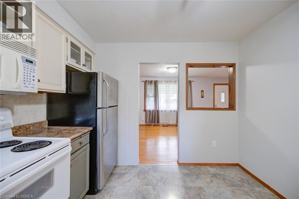 56 Avondale Street, Brantford, Ontario  N3S 4L8 - Photo 18 - 40844527