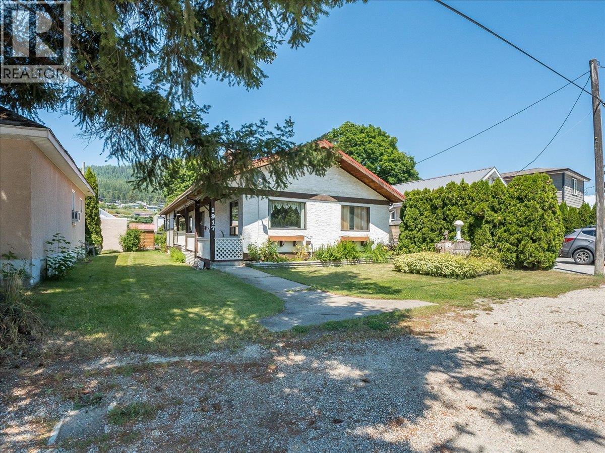 1917 Beaver Street, Fruitvale, British Columbia V0G 1L0 - Photo 58 - 10393990