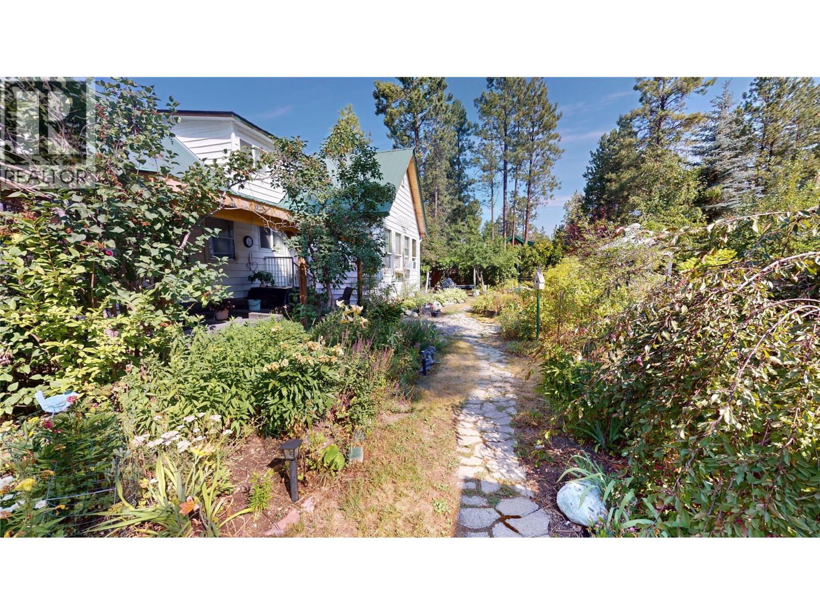 6312 Balsam Road, Wasa, British Columbia  V0B 2K0 - Photo 30 - 10395269