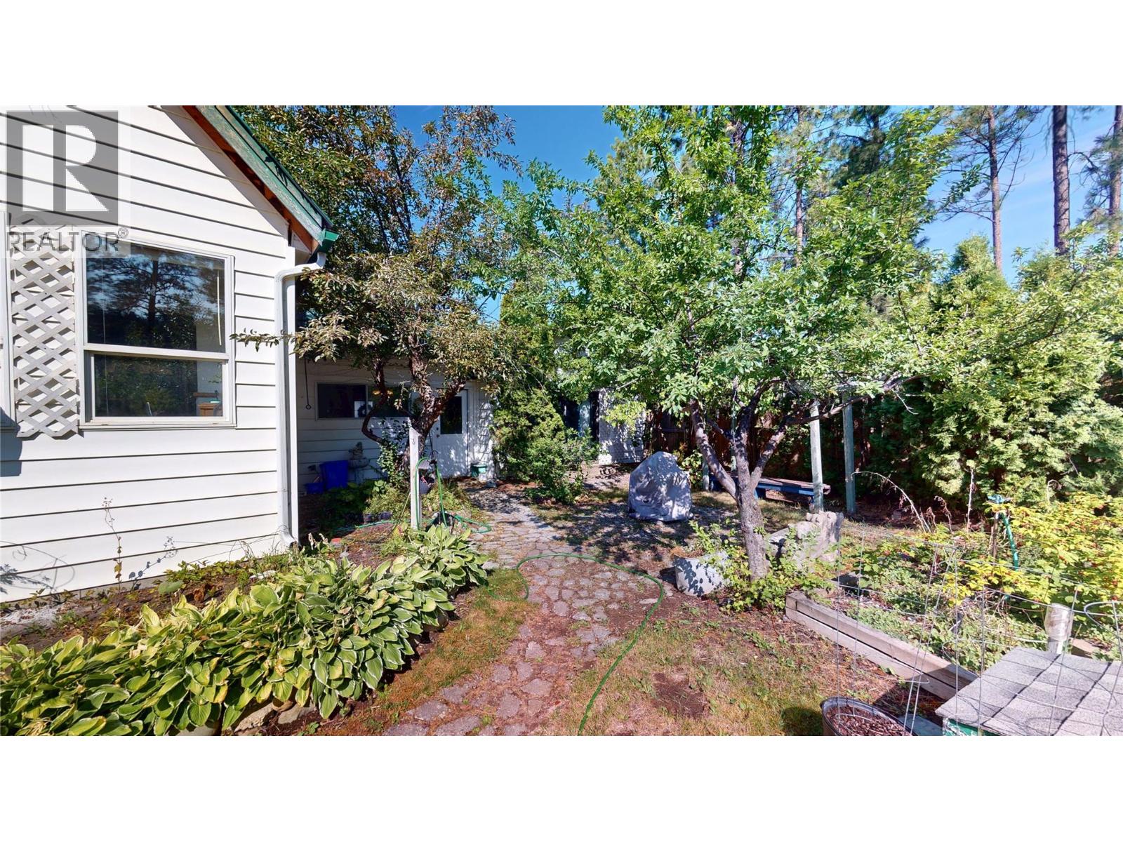 6312 Balsam Road, Wasa, British Columbia  V0B 2K0 - Photo 34 - 10395269