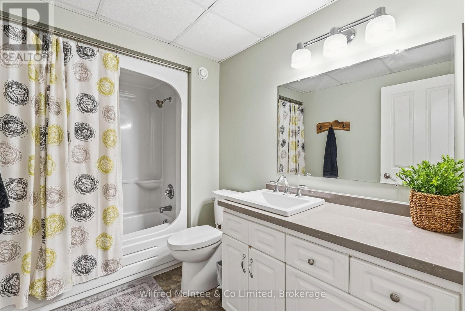 1151 Bruce Rd 4 Road, Brockton, Ontario  N0G 2V0 - Photo 33 - X13589008