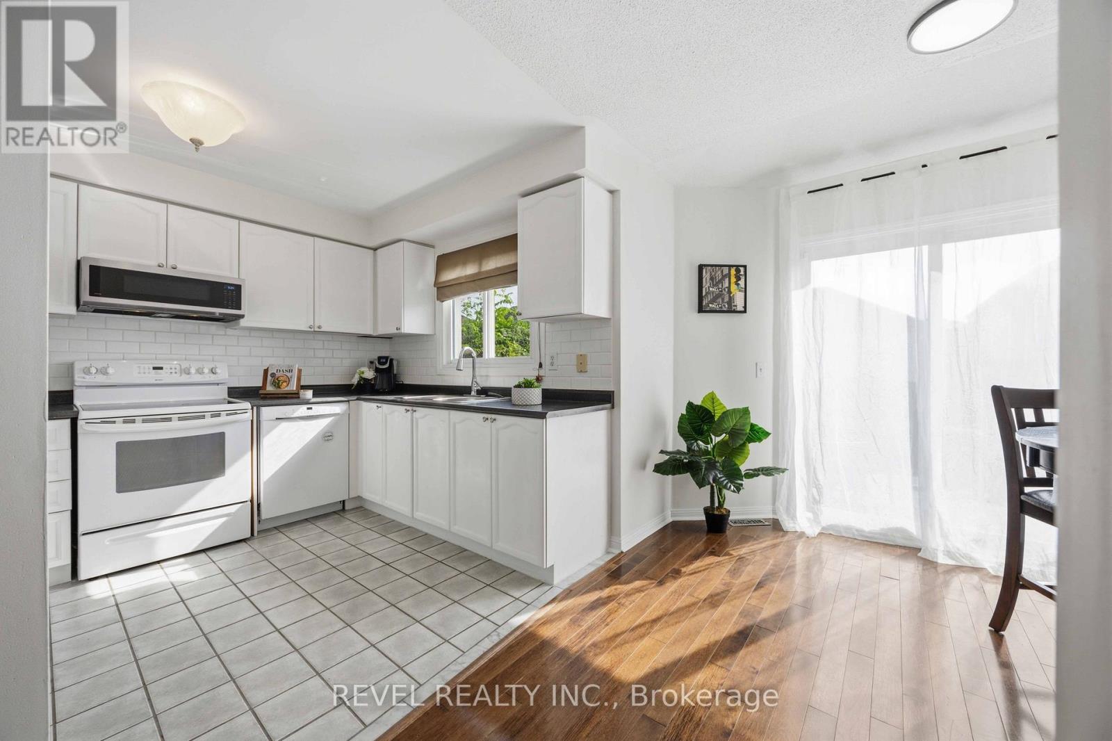 56 Greengrove Way, Whitby, Ontario L1R 2N4 - Photo 25 - E13588912