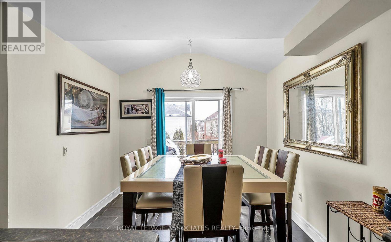 164 Dewell Crescent, Clarington, Ontario  L1E 0B9 - Photo 8 - E13589020