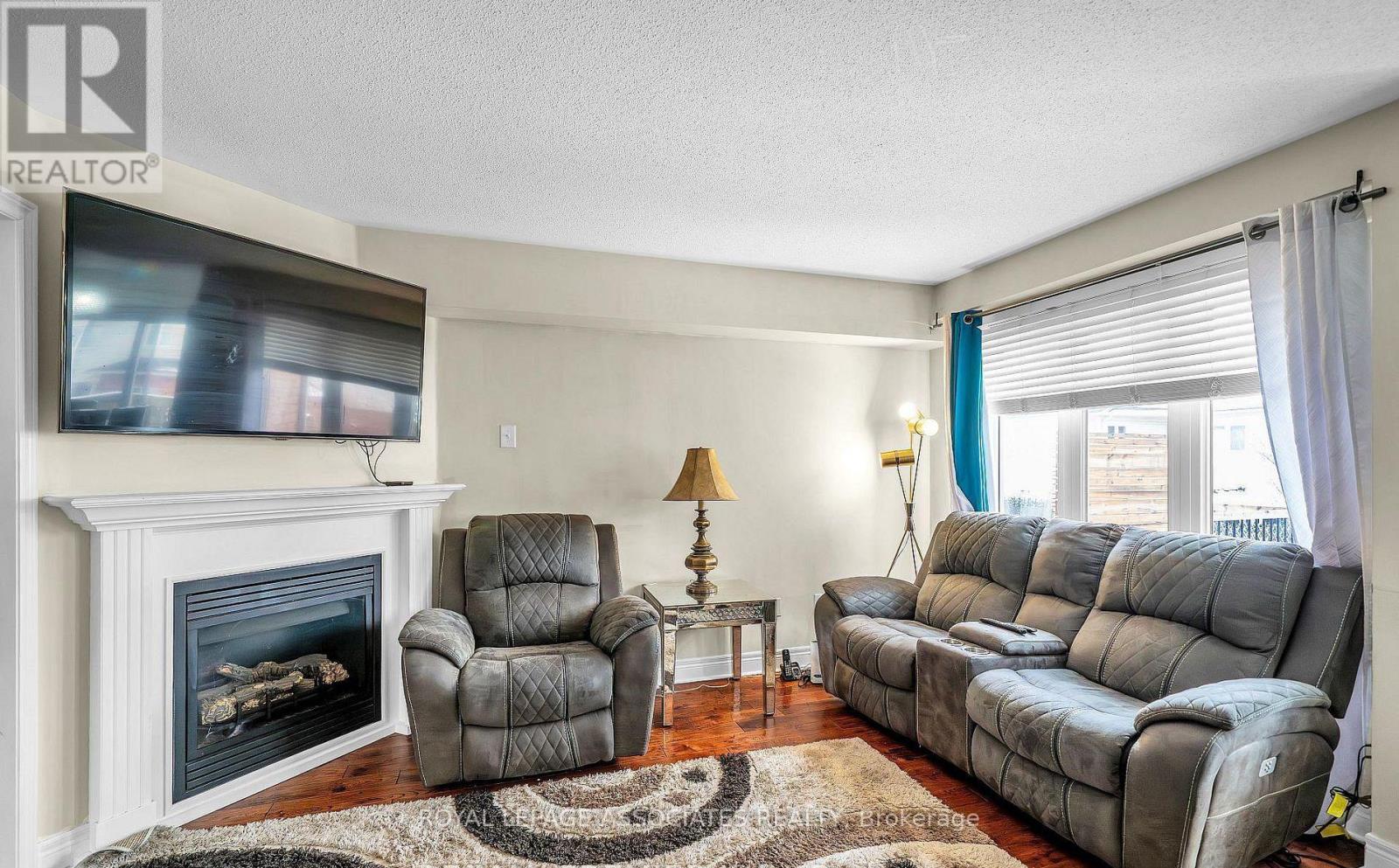 164 Dewell Crescent, Clarington, Ontario  L1E 0B9 - Photo 9 - E13589020