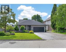 51 CABRIOLET Crescent, Ancaster, Ontario