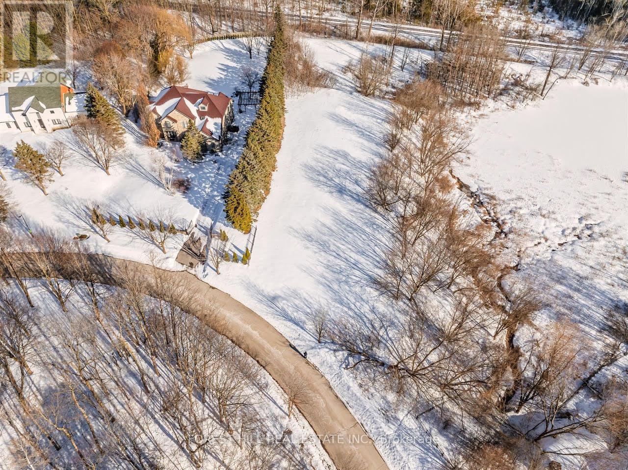 29 Country Heights Drive, Richmond Hill, Ontario  L4E 3M8 - Photo 7 - N13589060