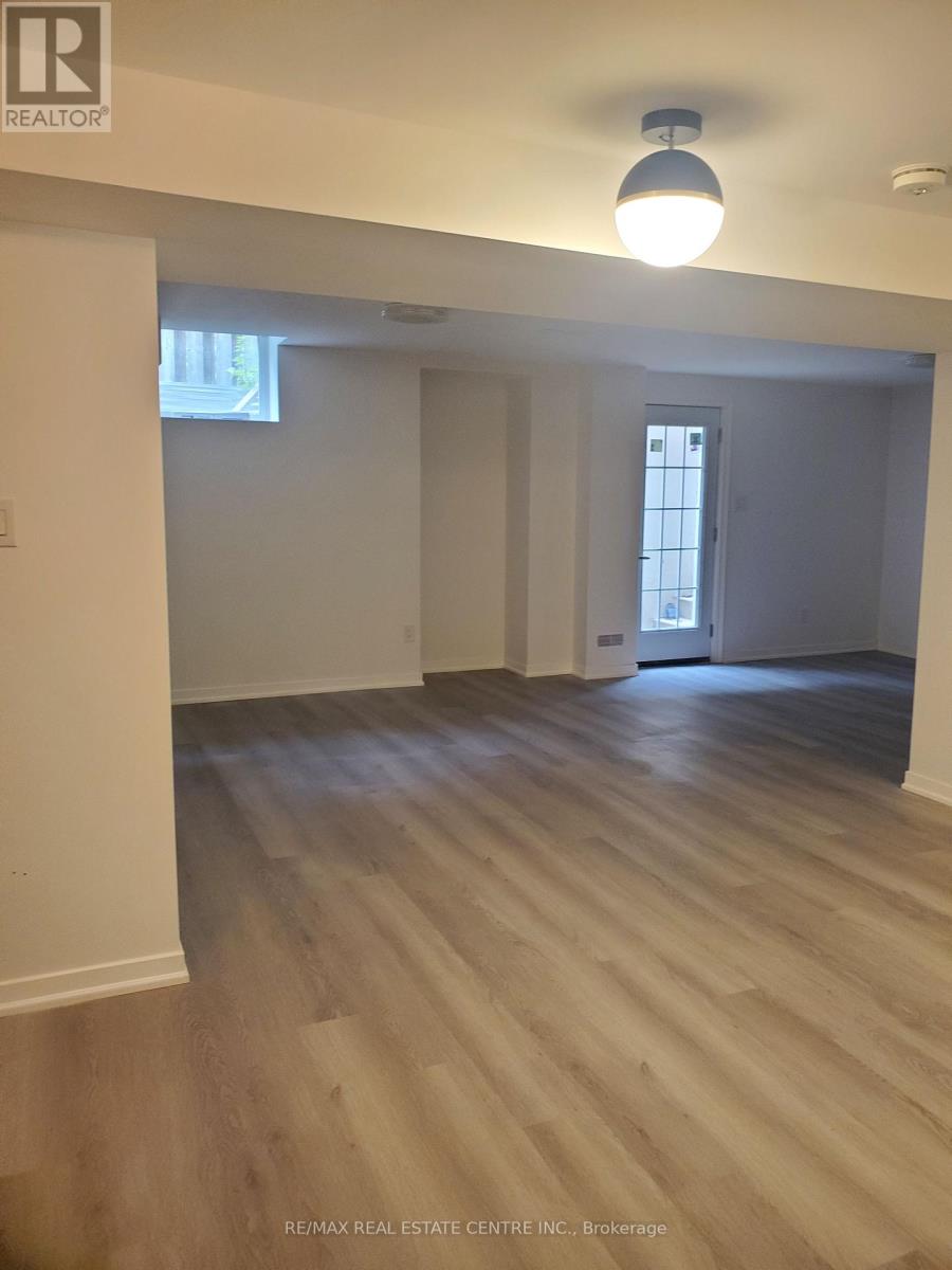 Basement - 1118 Lambton Drive, Oakville, Ontario  L6J 7P3 - Photo 2 - W13588932