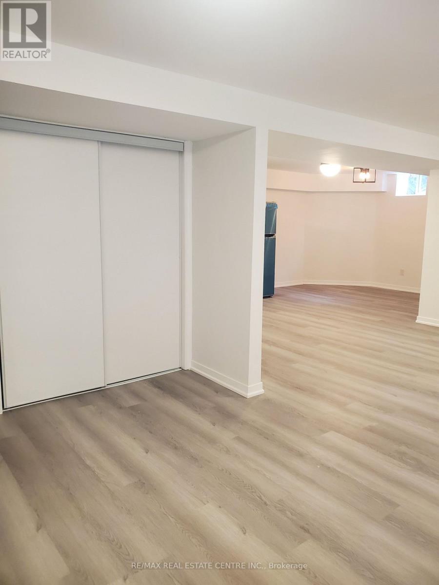 Basement - 1118 Lambton Drive, Oakville, Ontario  L6J 7P3 - Photo 5 - W13588932