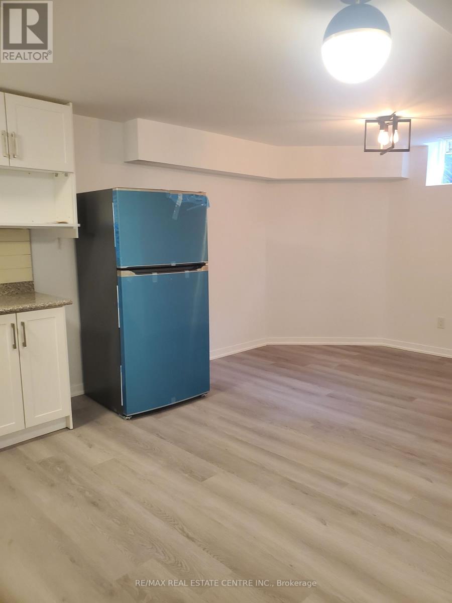 Basement - 1118 Lambton Drive, Oakville, Ontario  L6J 7P3 - Photo 7 - W13588932