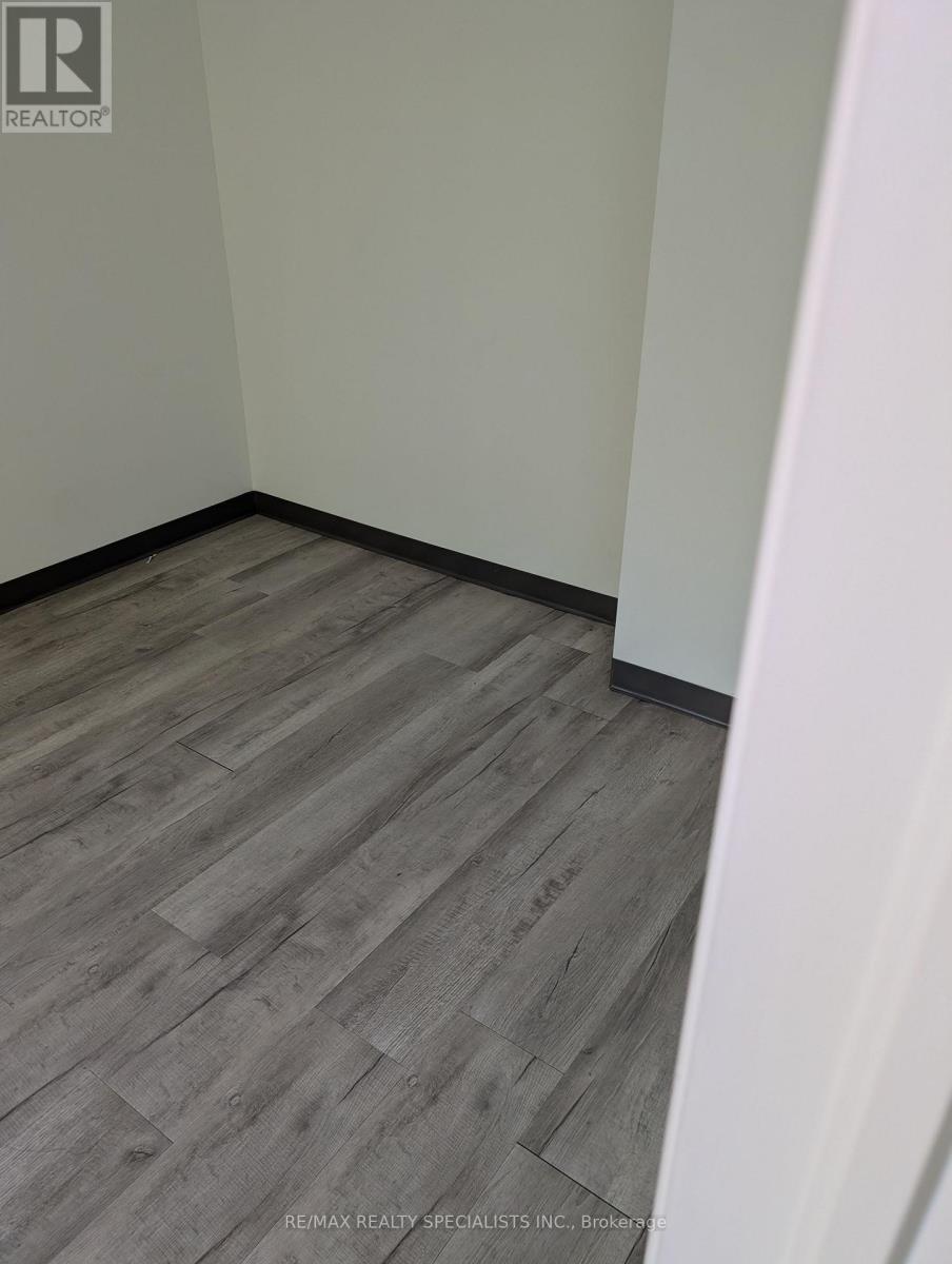 11 - 47 Queen Street S, Mississauga, Ontario L5M 1K5 - Photo 11 - W13588956