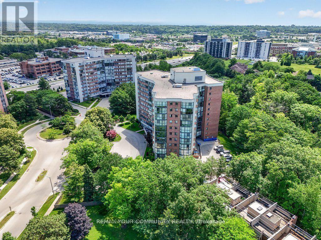 806 - 1240 Marlborough Court, Oakville, Ontario  L6H 3K7 - Photo 2 - W13588968