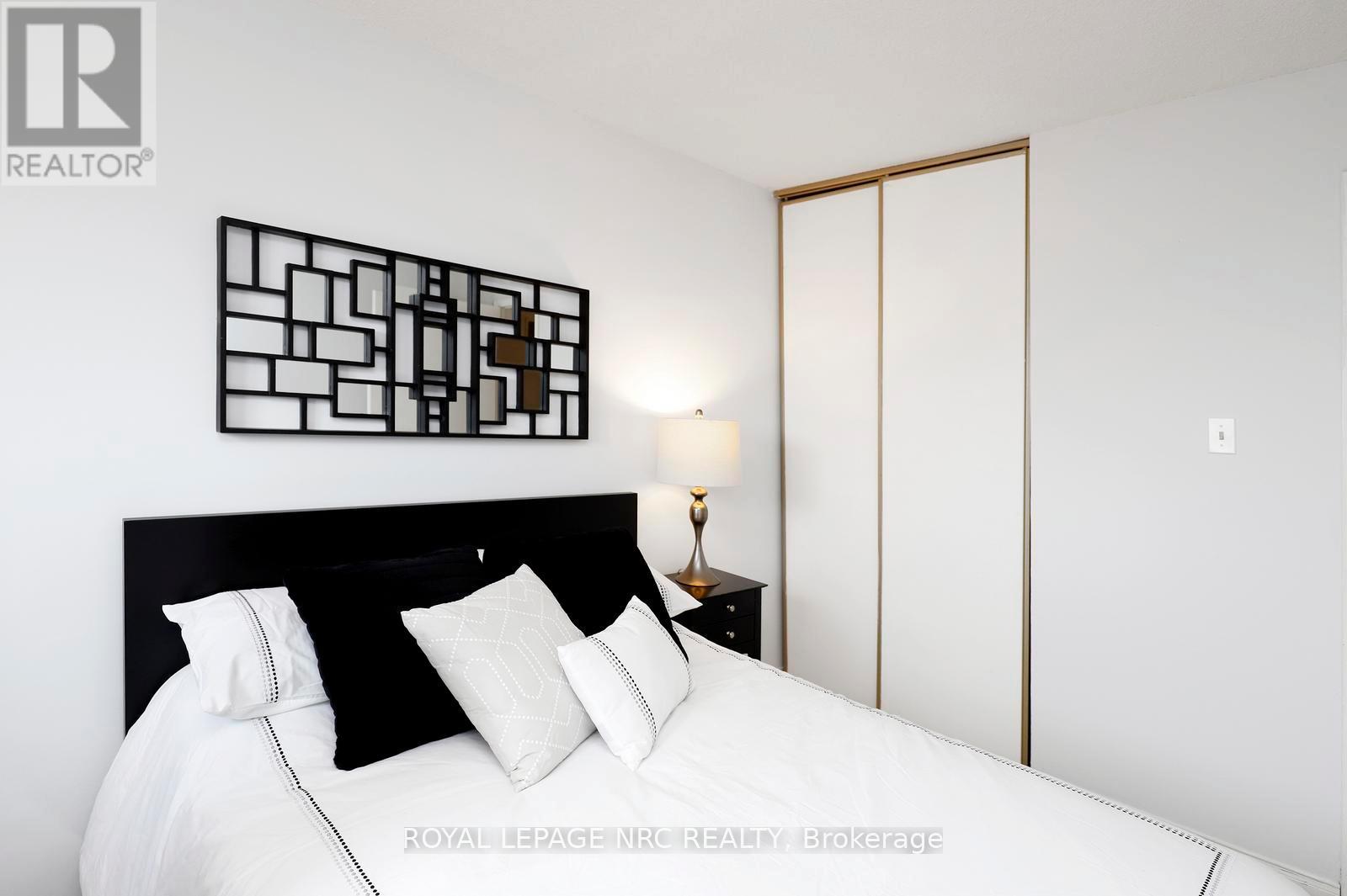 34 - 1226 Kirstie Court, Oakville, Ontario  L6H 5C4 - Photo 27 - W13589046