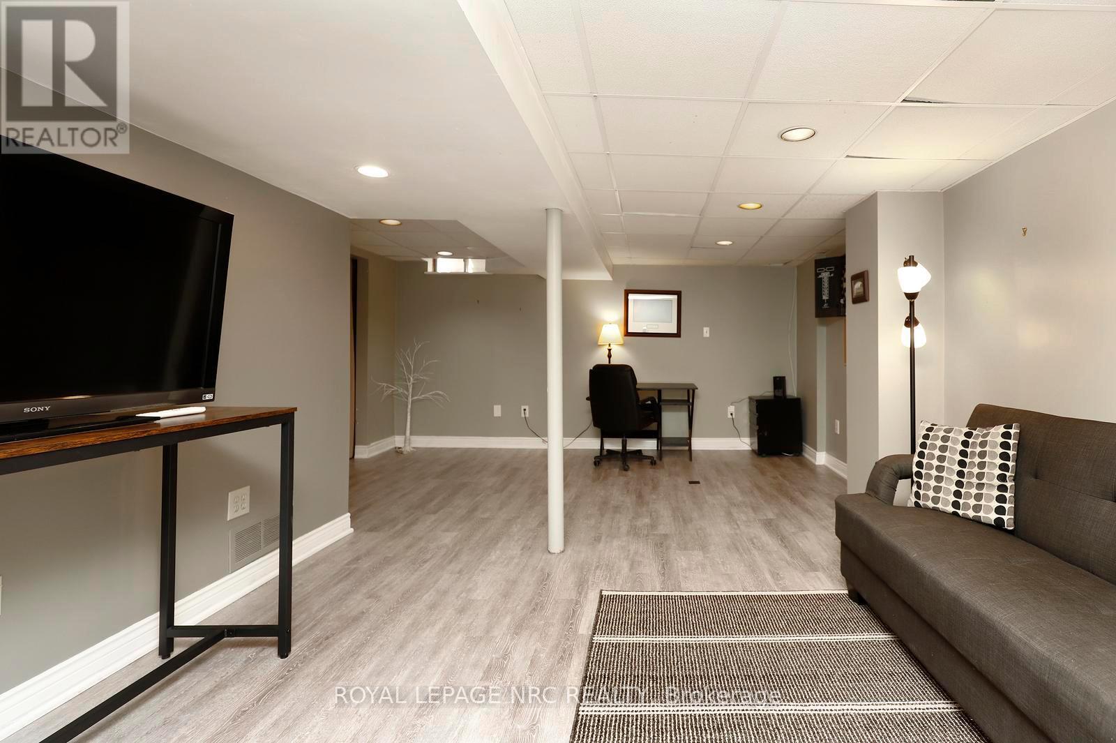 34 - 1226 Kirstie Court, Oakville, Ontario  L6H 5C4 - Photo 30 - W13589046