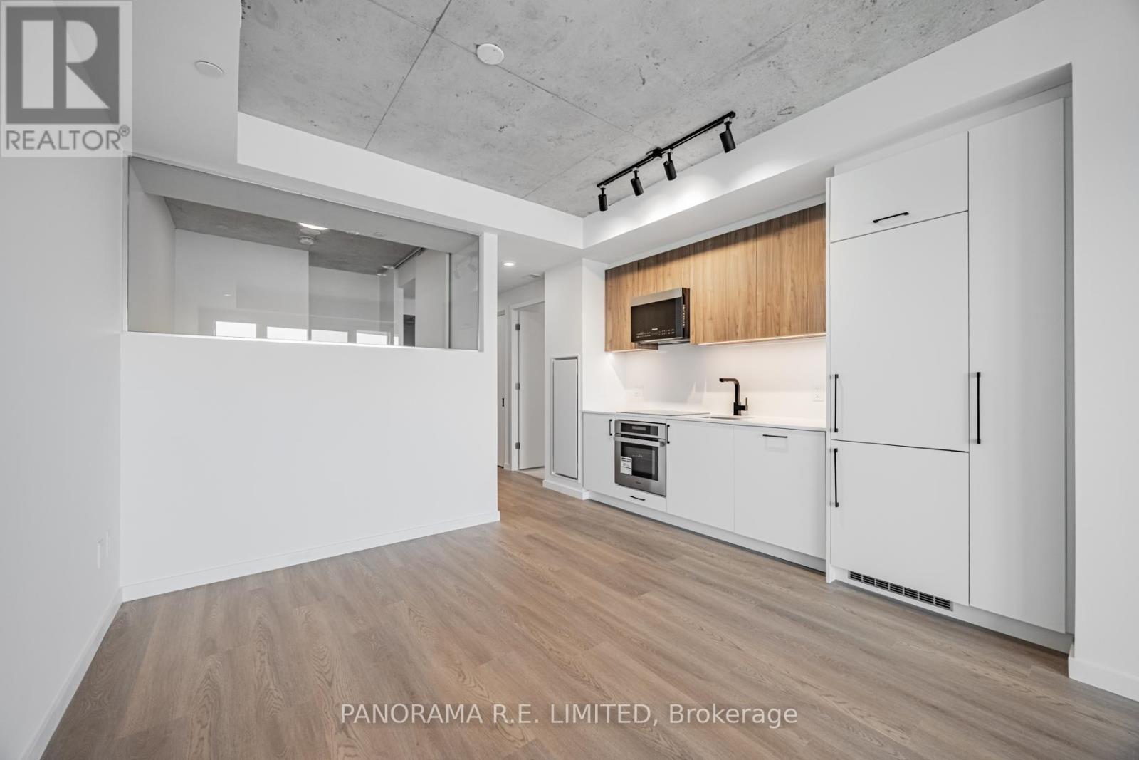 415 - 689 The Queensway, Toronto, Ontario  M8Y 0C8 - Photo 7 - W13589098