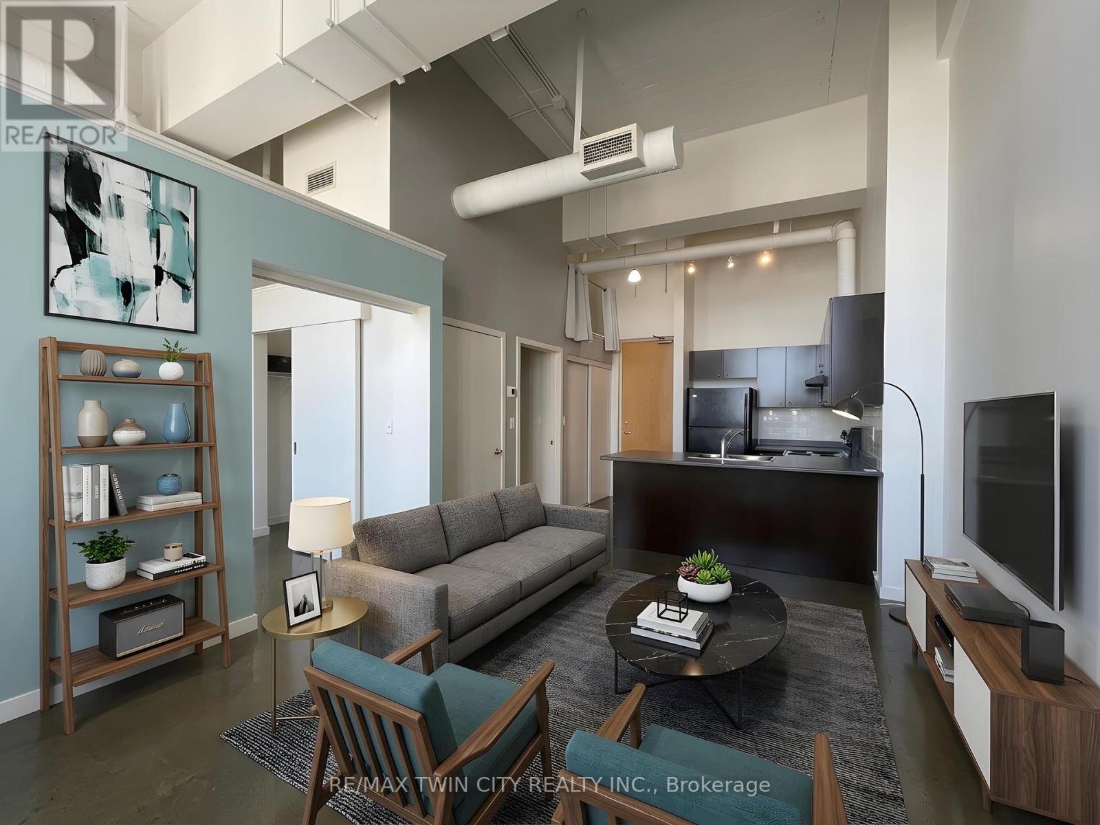 405 - 404 King Street W, Waterloo, Ontario  N2G 2L5 - Photo 2 - X13589086