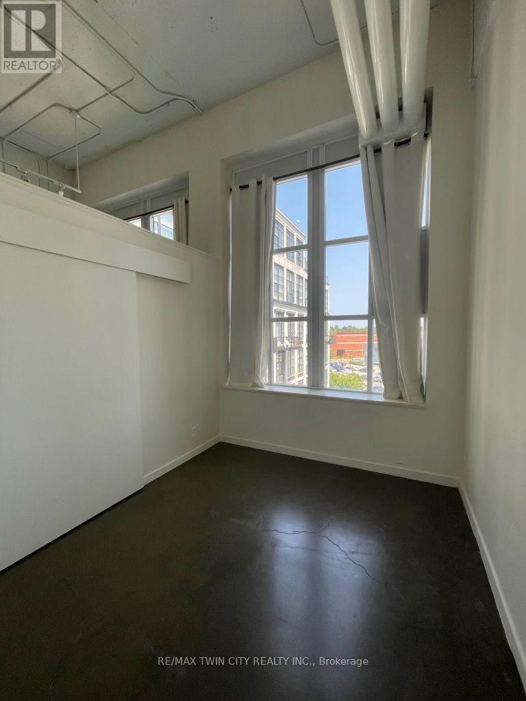 405 - 404 King Street W, Waterloo, Ontario  N2G 2L5 - Photo 9 - X13589086