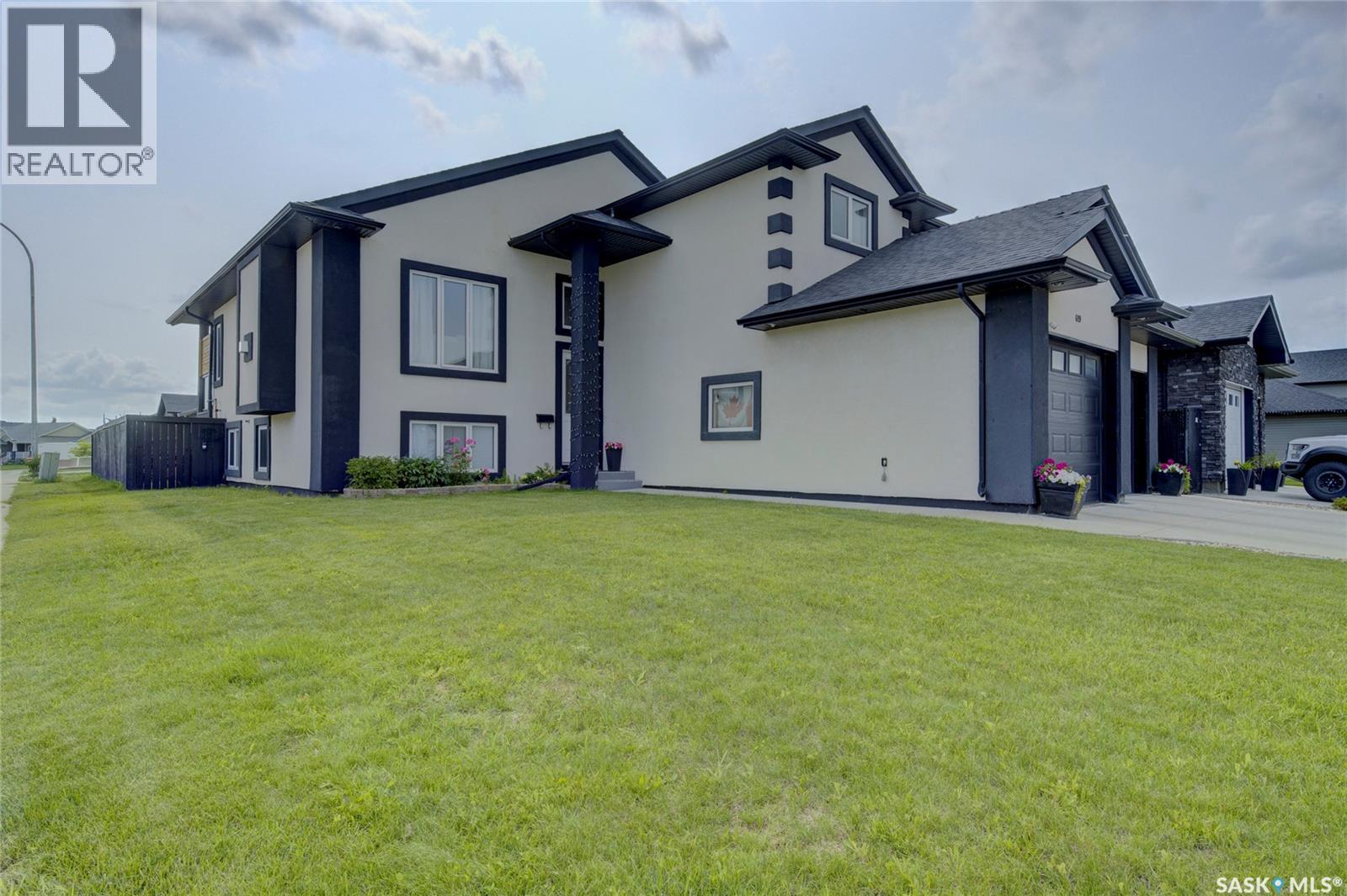 619 Maple Crescent, Warman, Saskatchewan  S0K 4S0 - Photo 2 - SK043248