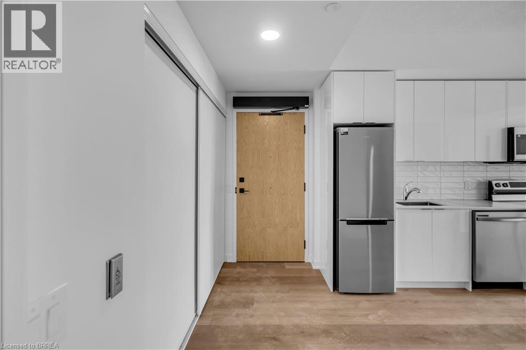 33 Erie Avenue Unit# 1506, Brantford, Ontario  N3S 0K7 - Photo 6 - 40846985