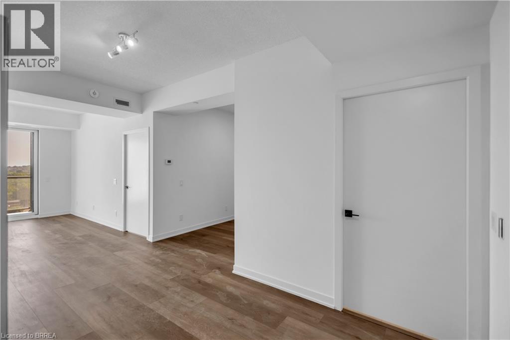 33 Erie Avenue Unit# 1506, Brantford, Ontario  N3S 0K7 - Photo 11 - 40846985