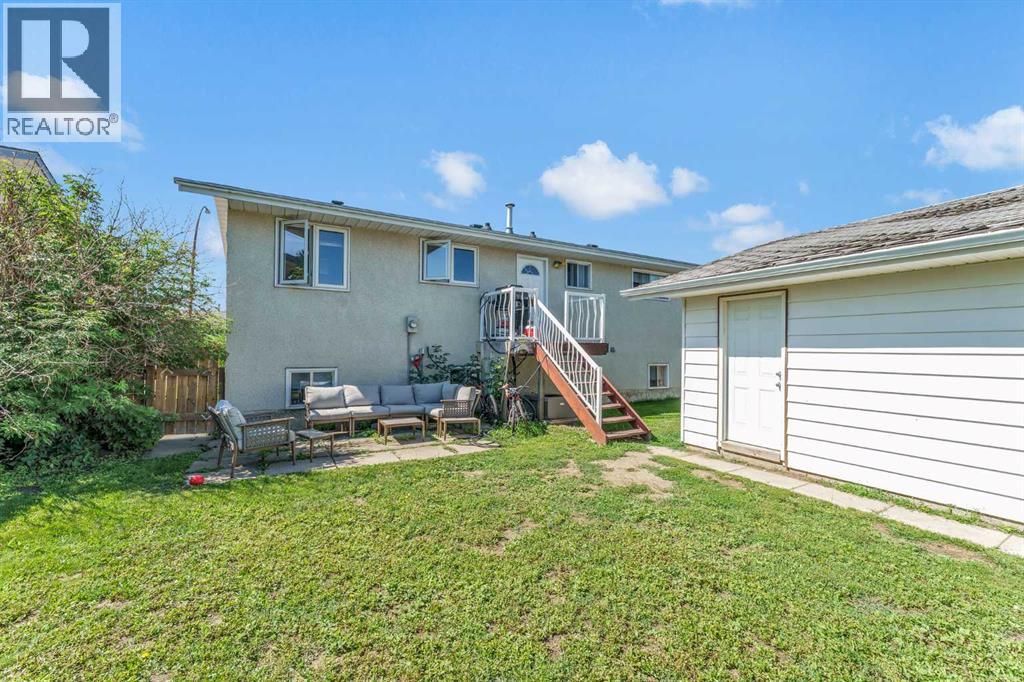 28 Rossdale Street Se, Medicine Hat, Alberta  T1B 1X4 - Photo 20 - A2327892