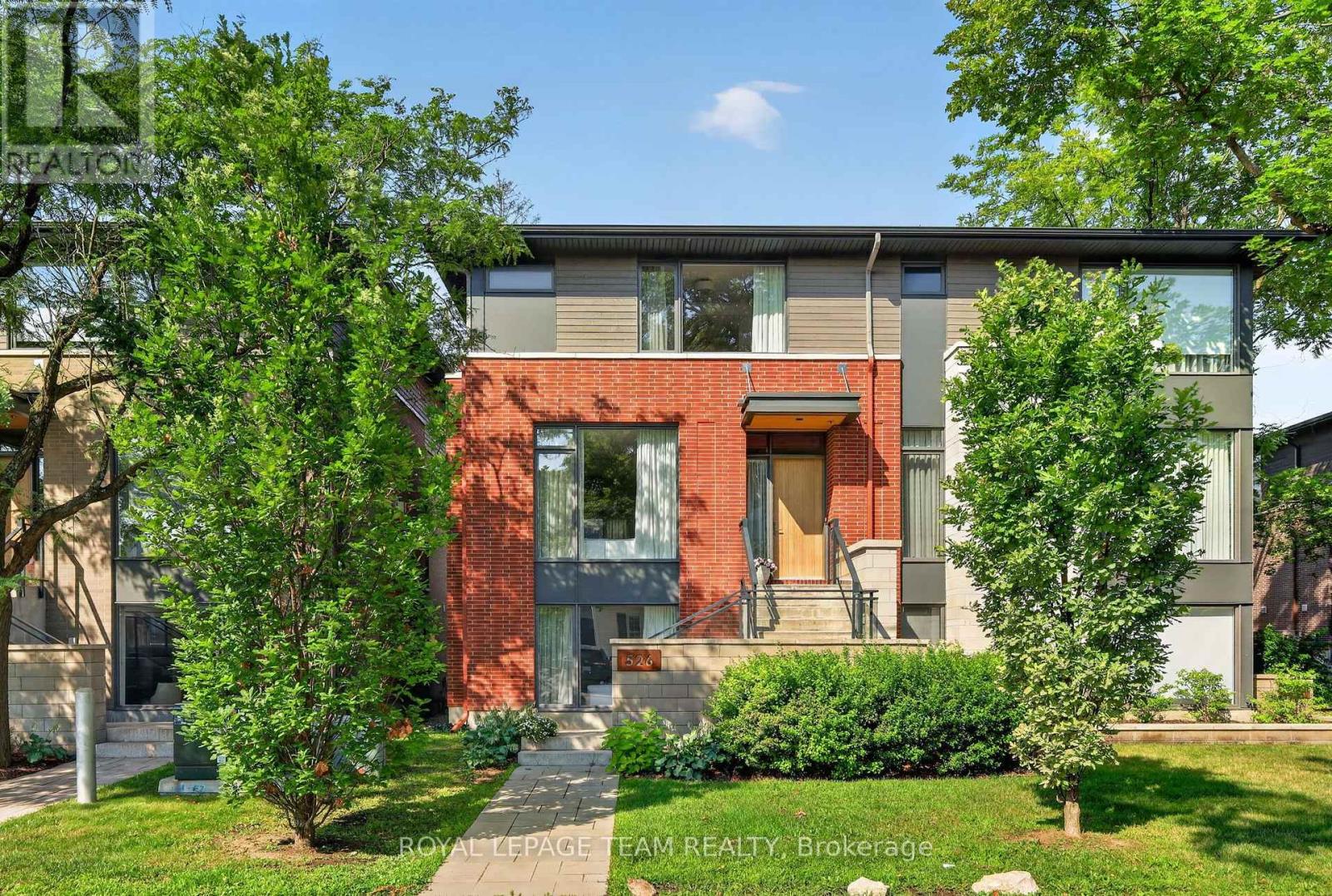 526 EDISON AVENUE, Ottawa, Ontario