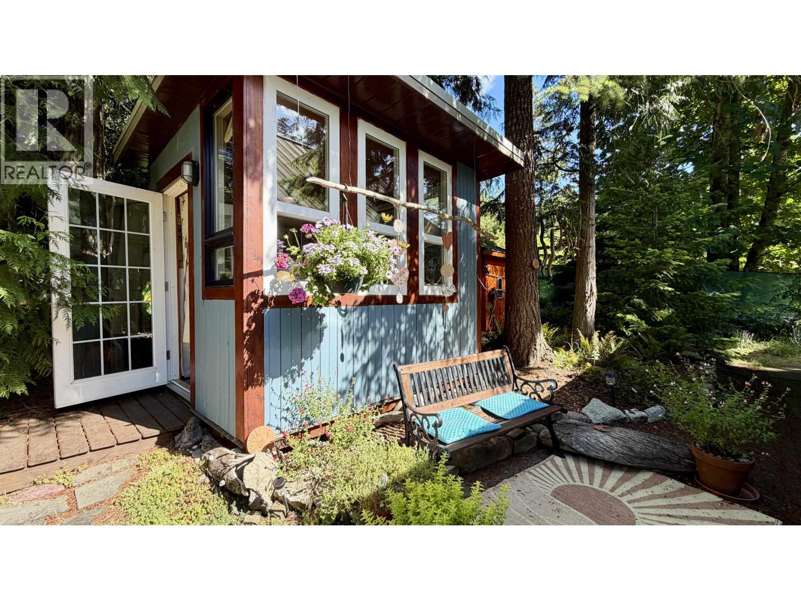 7913 Swanson View Drive, Pender Island, British Columbia V0N 2M2 - Photo 23 - R3136446
