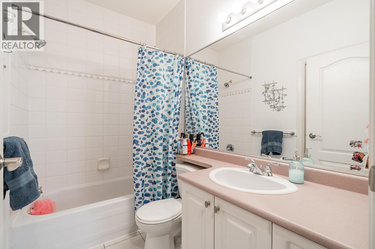 2 915 Fort Fraser Rise, Port Coquitlam, British Columbia  V3C 6K3 - Photo 24 - R3148350