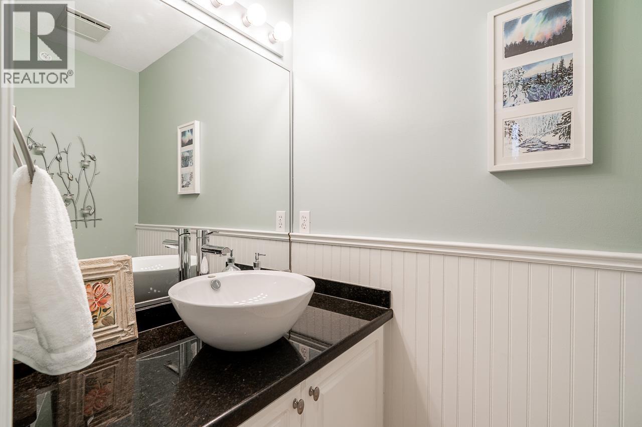 2 915 Fort Fraser Rise, Port Coquitlam, British Columbia  V3C 6K3 - Photo 26 - R3148350