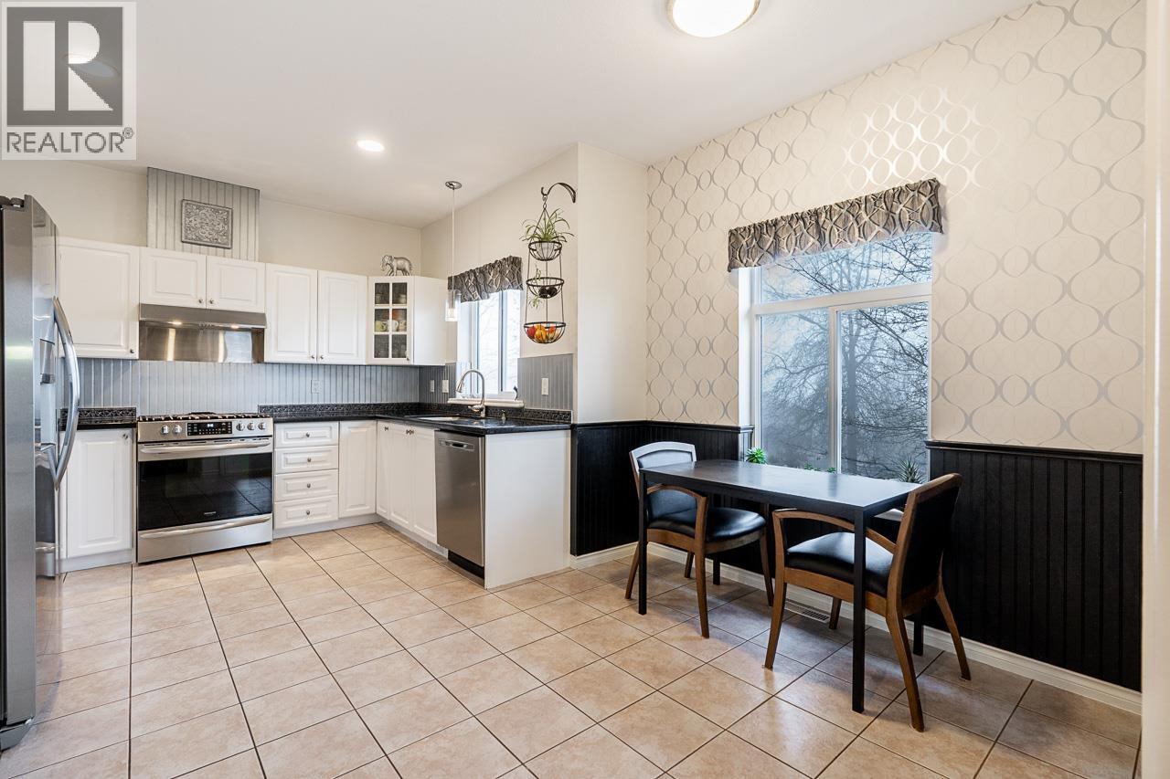 2 915 Fort Fraser Rise, Port Coquitlam, British Columbia  V3C 6K3 - Photo 9 - R3148350