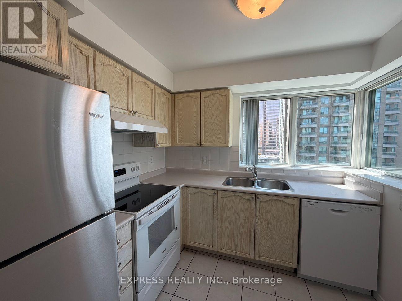 514 - 942 Yonge Street, Toronto, Ontario  M4W 3S8 - Photo 2 - C13589156