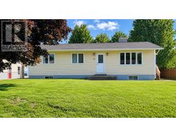 <div class="price">$229,000</div> 82 Second Avenue<br>Grand Falls-Windsor, Newfoundland & Labrador<br><div class='bed_bath'>2 Bed | 1 Bath</div>