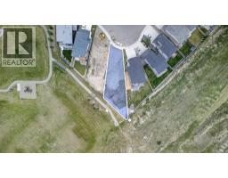 1282 Pacific Circle W, Lethbridge, Alberta