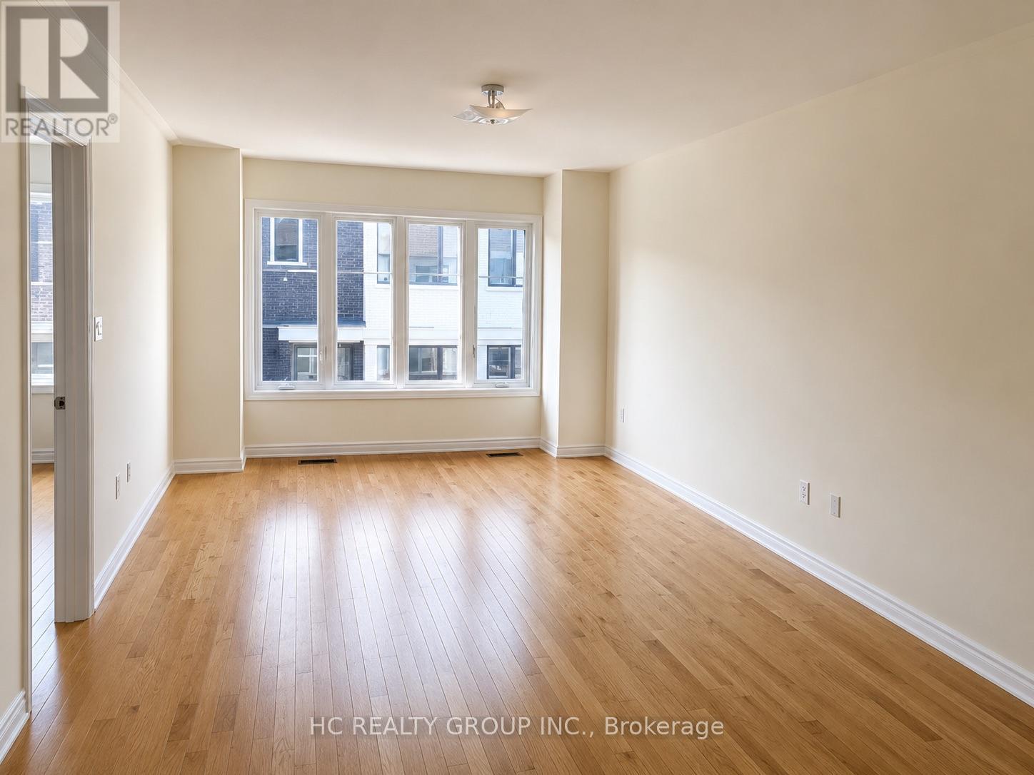 11 Sandwell Street, Vaughan, Ontario  L4H 4R2 - Photo 5 - N13589208