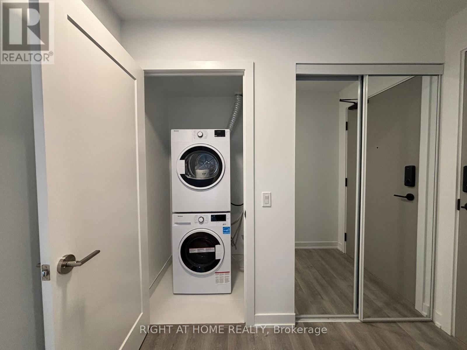 2905 - 5105 HURONTARIO STREET - Photo 14