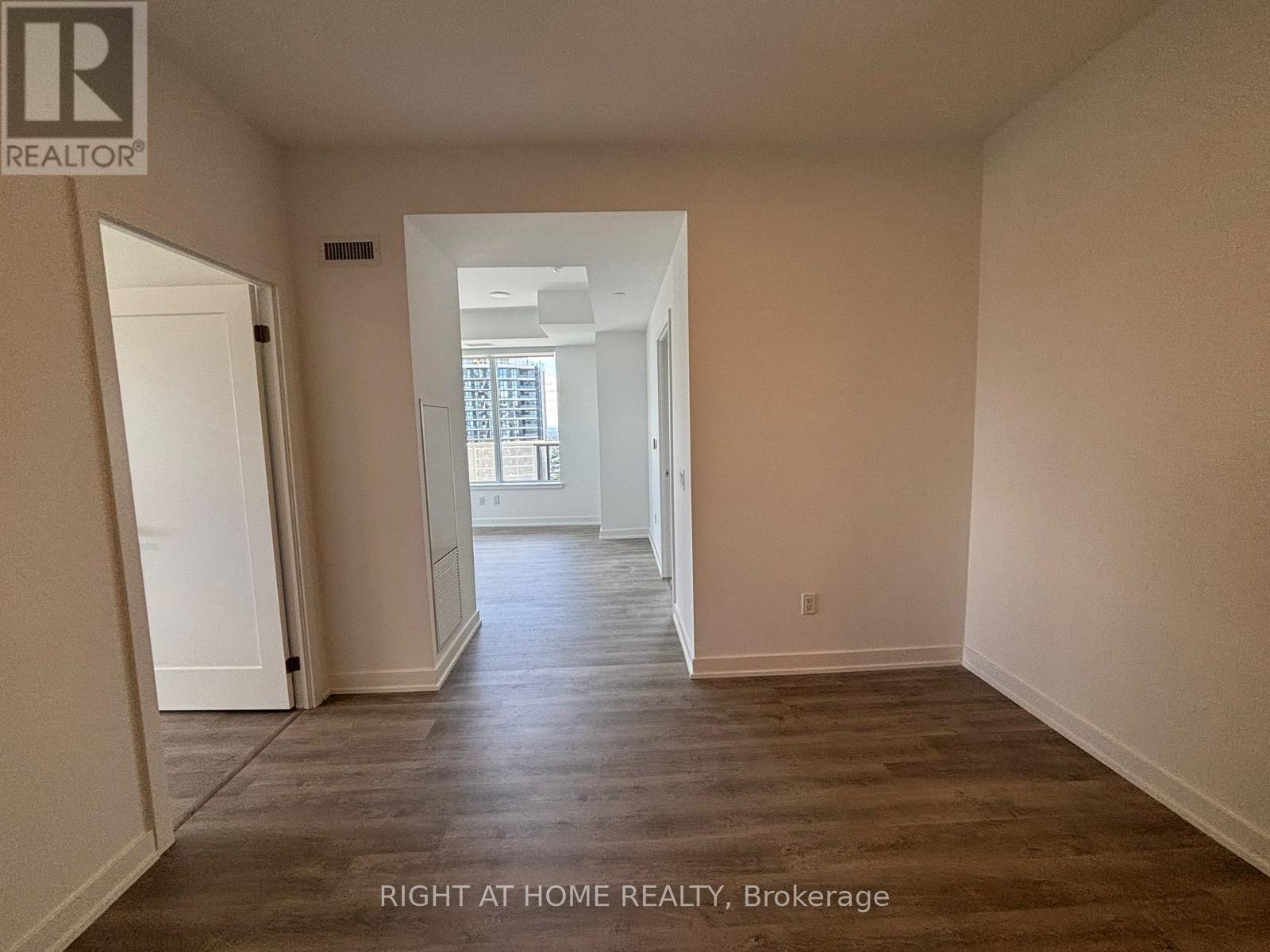 2905 - 5105 HURONTARIO STREET - Photo 15