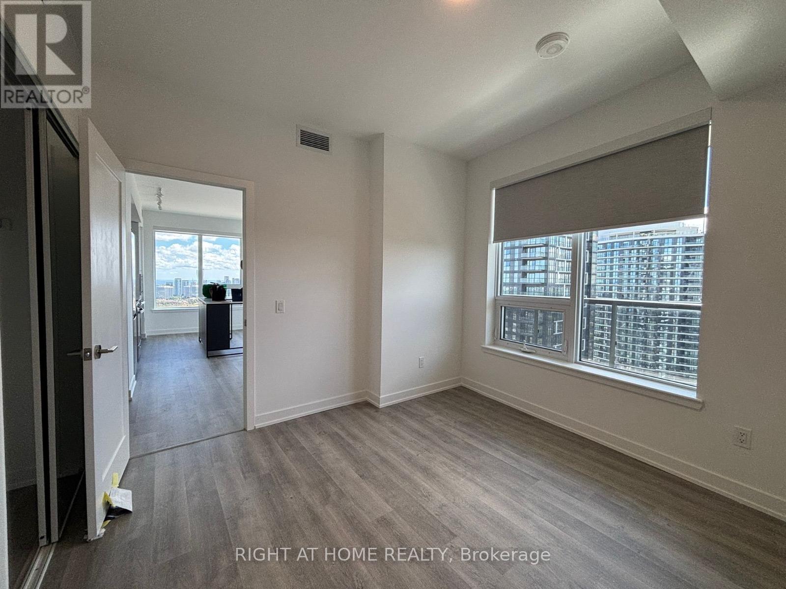 2905 - 5105 HURONTARIO STREET - Photo 20