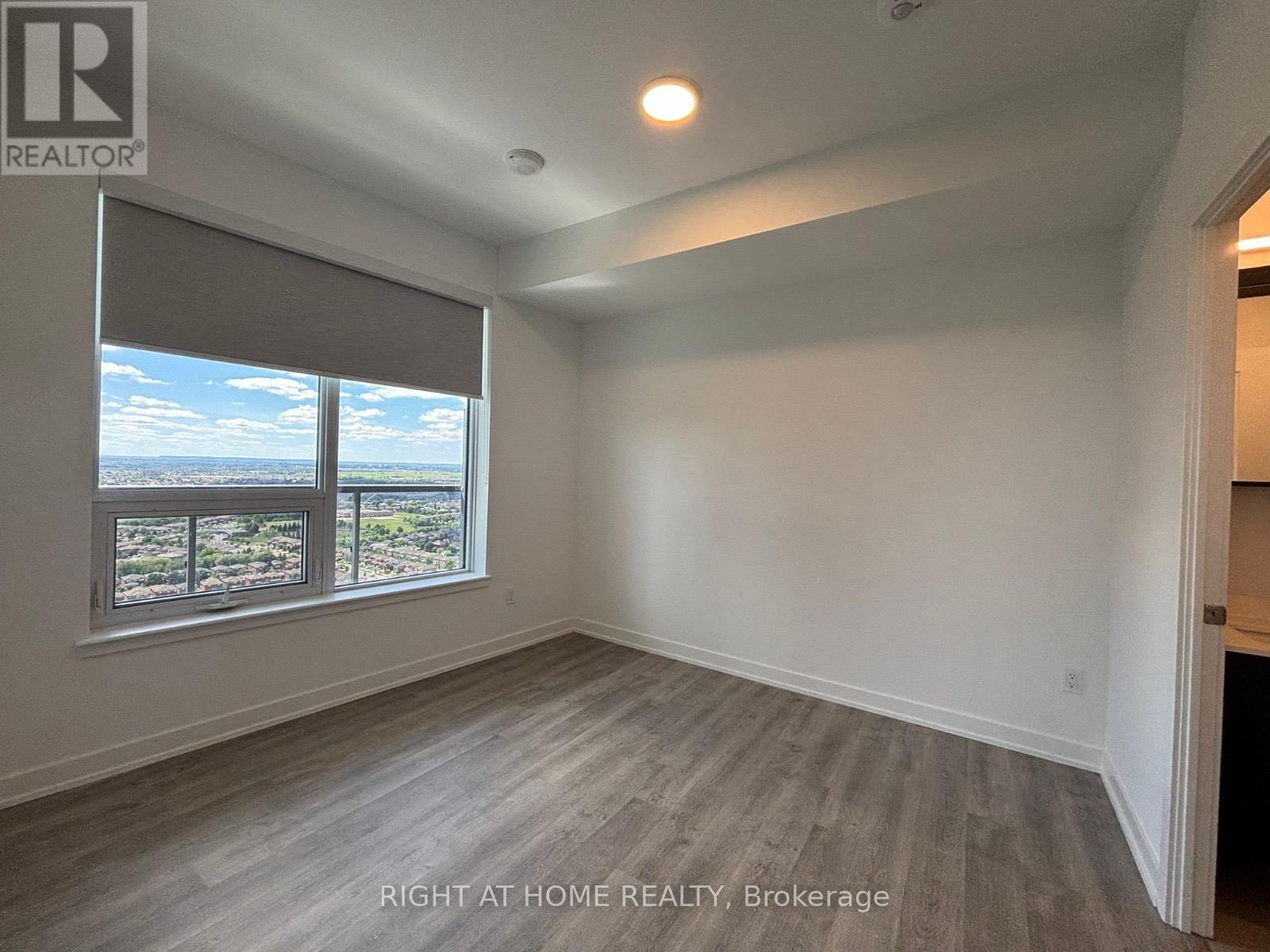 2905 - 5105 HURONTARIO STREET - Photo 23